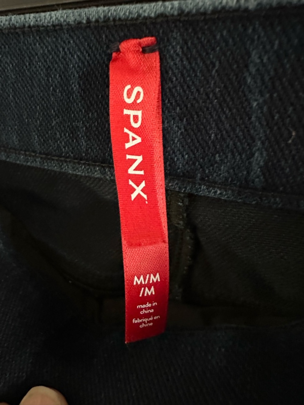 Spanx Dark Wash Pull-On Denim Leggings Jeggings Size M - Picture 3 of 7